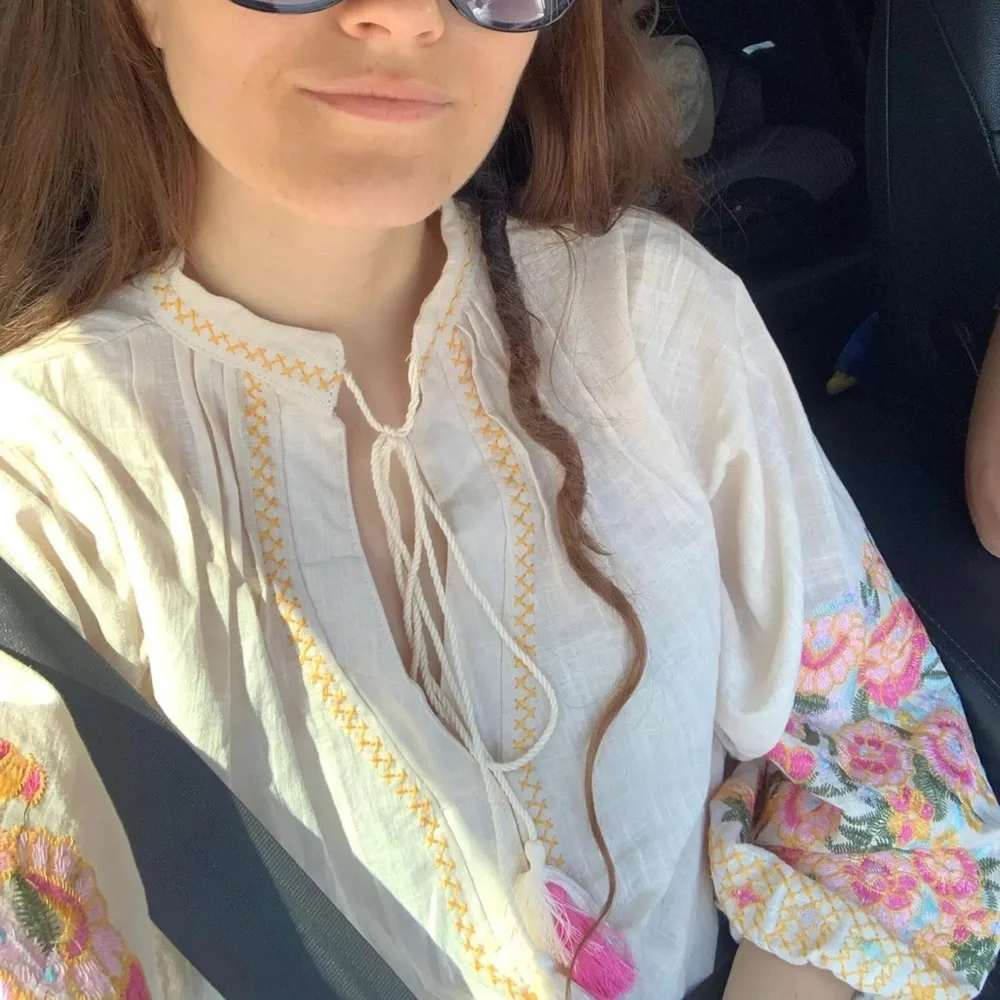 ⭐️HP⭐️ Bohemian blouse floral embroidery top cotton tassel cream lantern sleeve - Picture 5 of 7